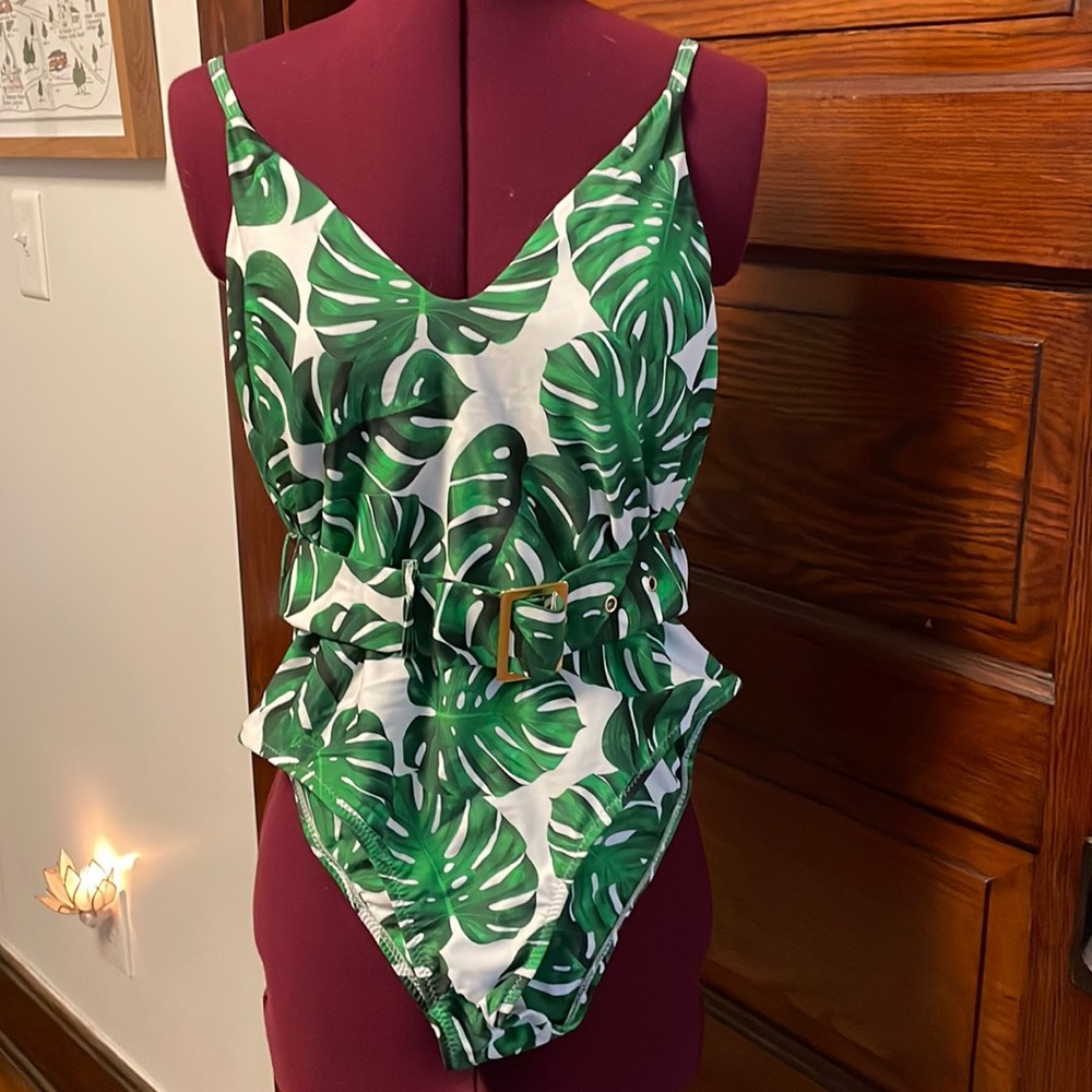 Mumu mermaid medium palm leaf belted bathing suit brand new